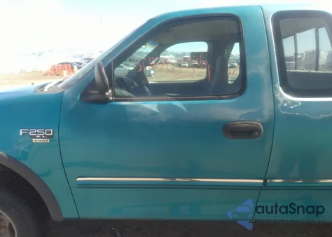 1998 Ford F-250 Standard/Xlt/Lariat/Xl из США, поврежденный, VIN 2FTPX2864WCA38542